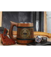 Dungeons and Dragons Rogue wooden tankard